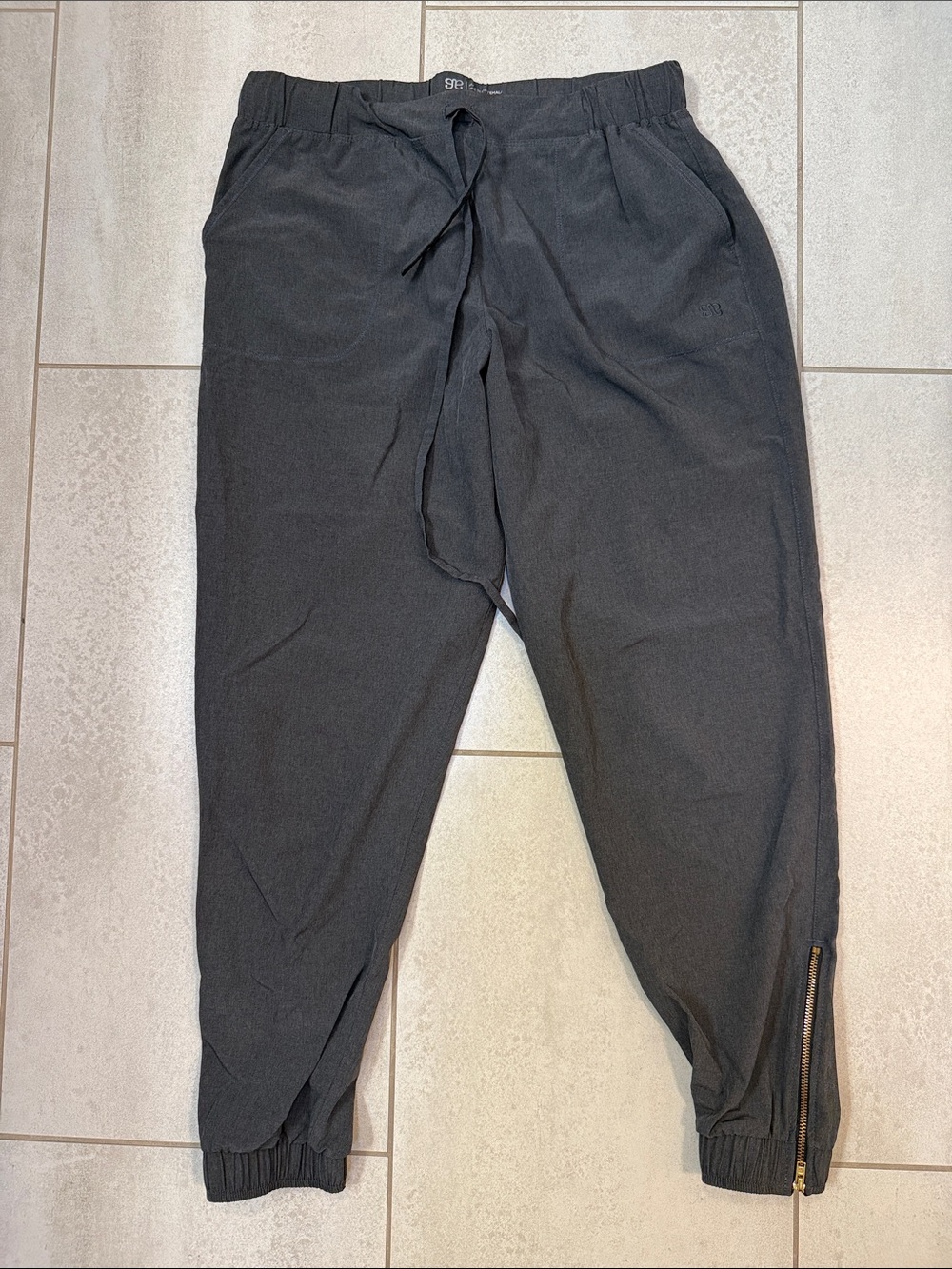 Albion Jetsetter Casual Drawstring Crop Jogger Pants - gray/charcoal Sz S